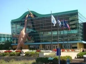 Indianapolis Children's Museum with dinosaur sculpture.