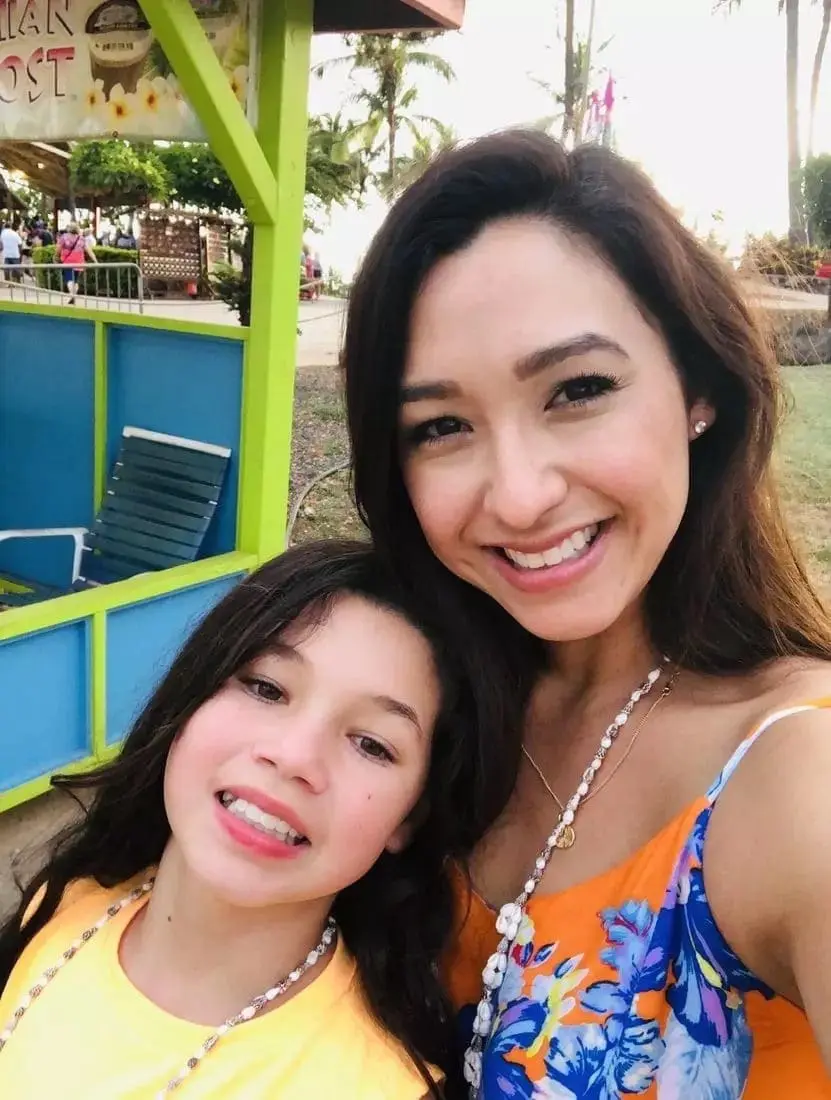 Dr. Lisa Peña with her daughter Isla.