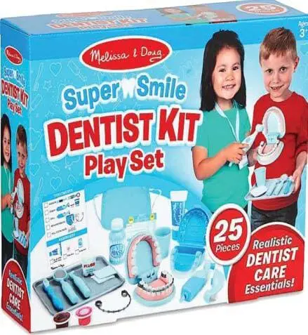 Melissa & Doug Super Smile Dentist Kit Play Set box.